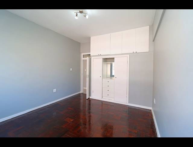 2 BEDROOM APARTMENT FOR SALE IN RICHMOND